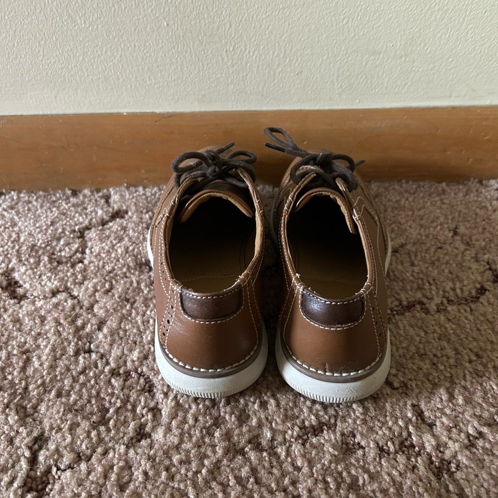 Johnston & Murphy-{Size Big Kids 2}-Tan Full Grain, Kids' Holden Wingtip Shoe - Picture 6 of 7